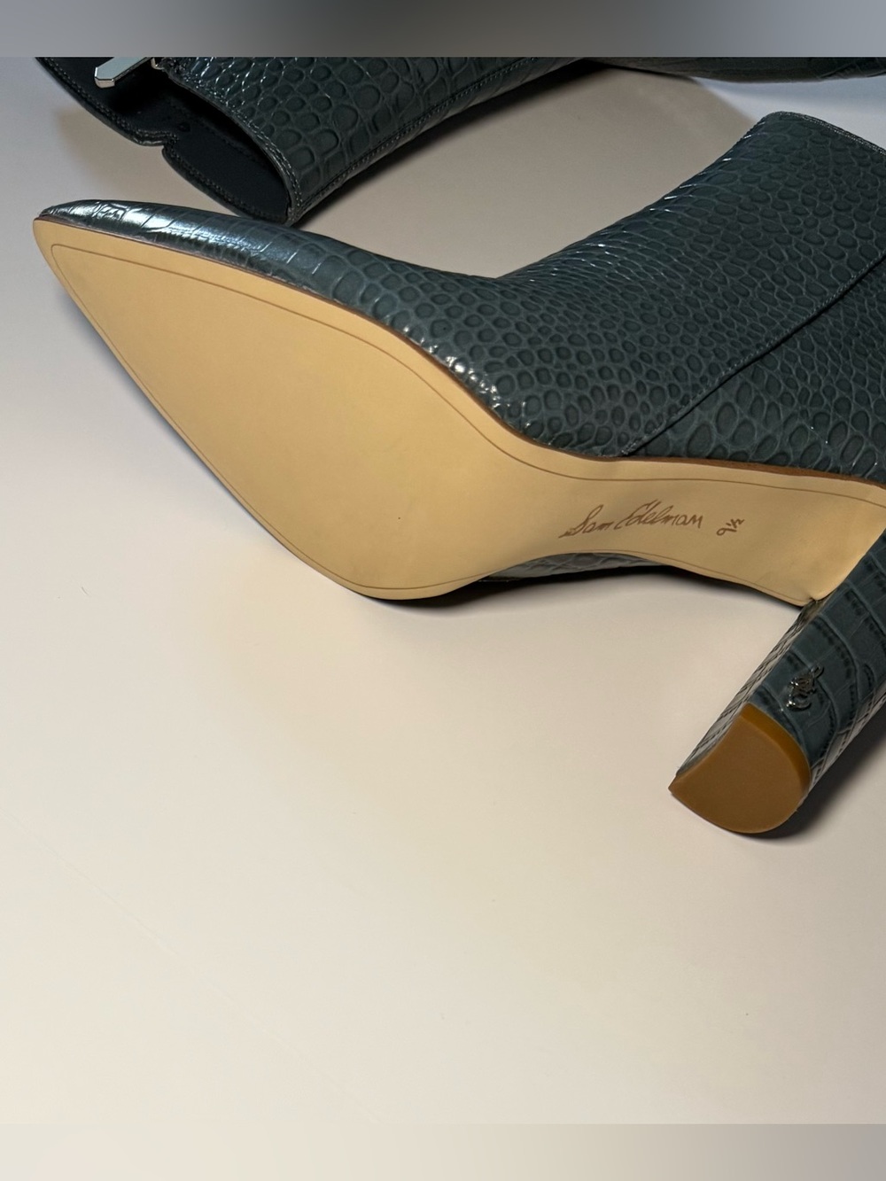 NIB Sam Edelman Raelle 2 Teal Green Croc Embossed Leather Ankle Boots Size 9.5 - Picture 7 of 8